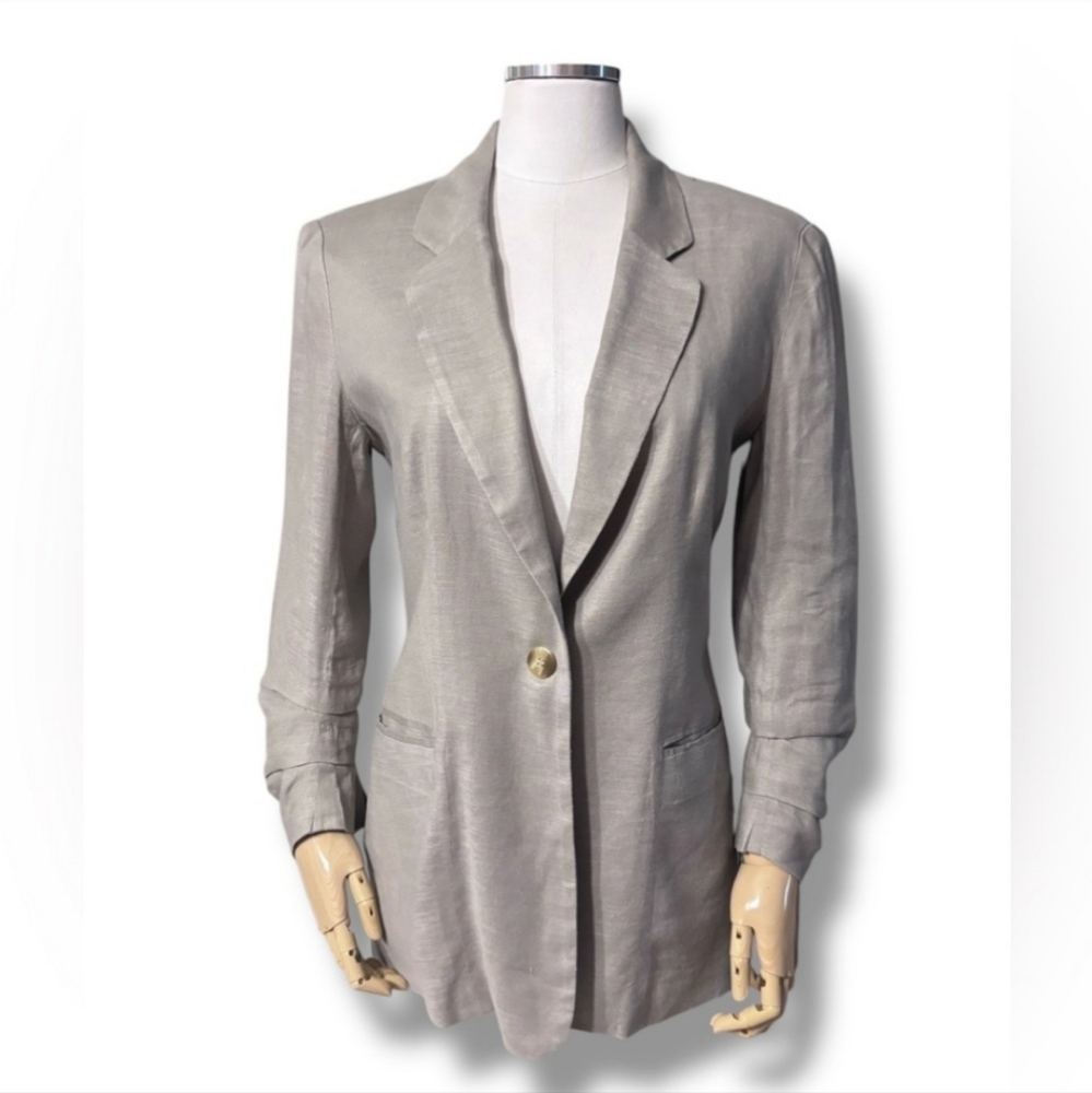 MAGASCHONI Grey Single Button Linen Blend Blazer with Pleated Sleeve - Picture 2 of 7
